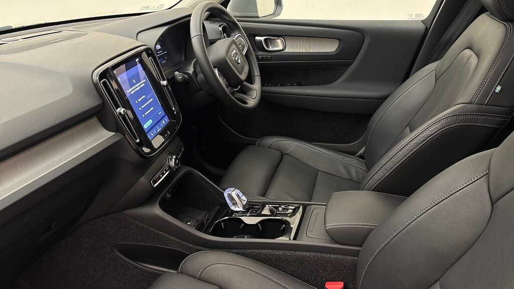 Volvo XC40 Ultra, B3 Mild Hybrid, Bright RJ25SXS Grey #3
