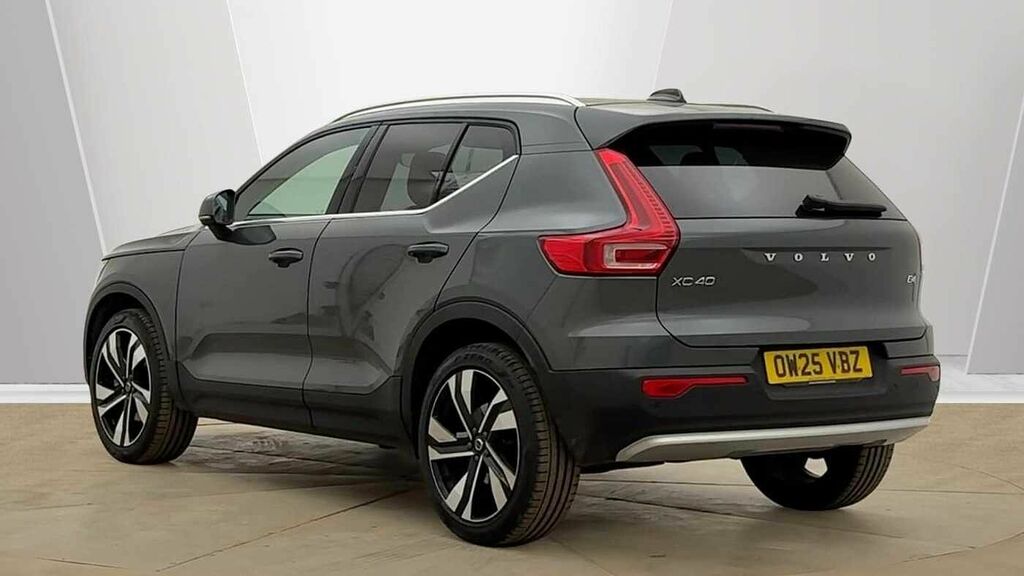 Volvo XC40 Ultra, B4 Mild Hybrid, Bright OW25VBZ #2