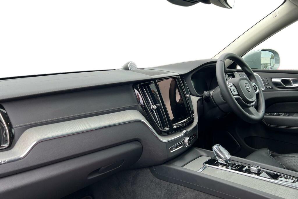 Volvo XC60 Ultra, T8 Awd Plug-in Hybrid, Bri RV25WLX Grey #4