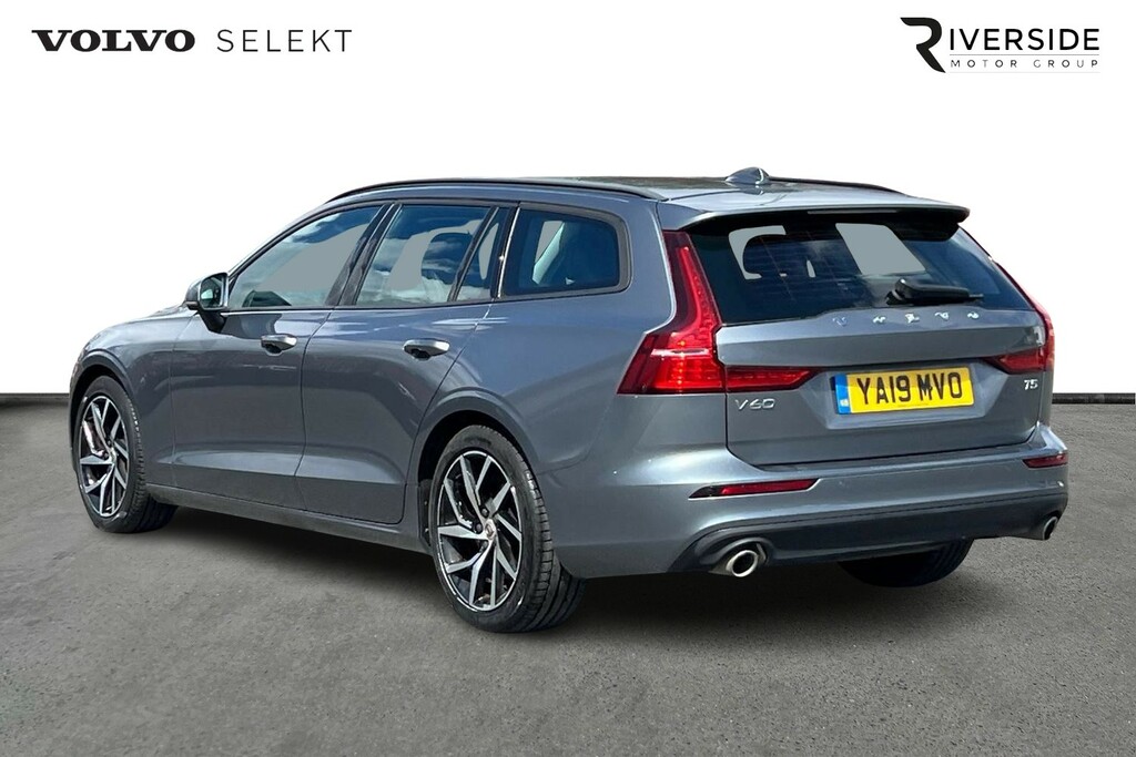 Volvo V60 T5 Momentum Grey #3