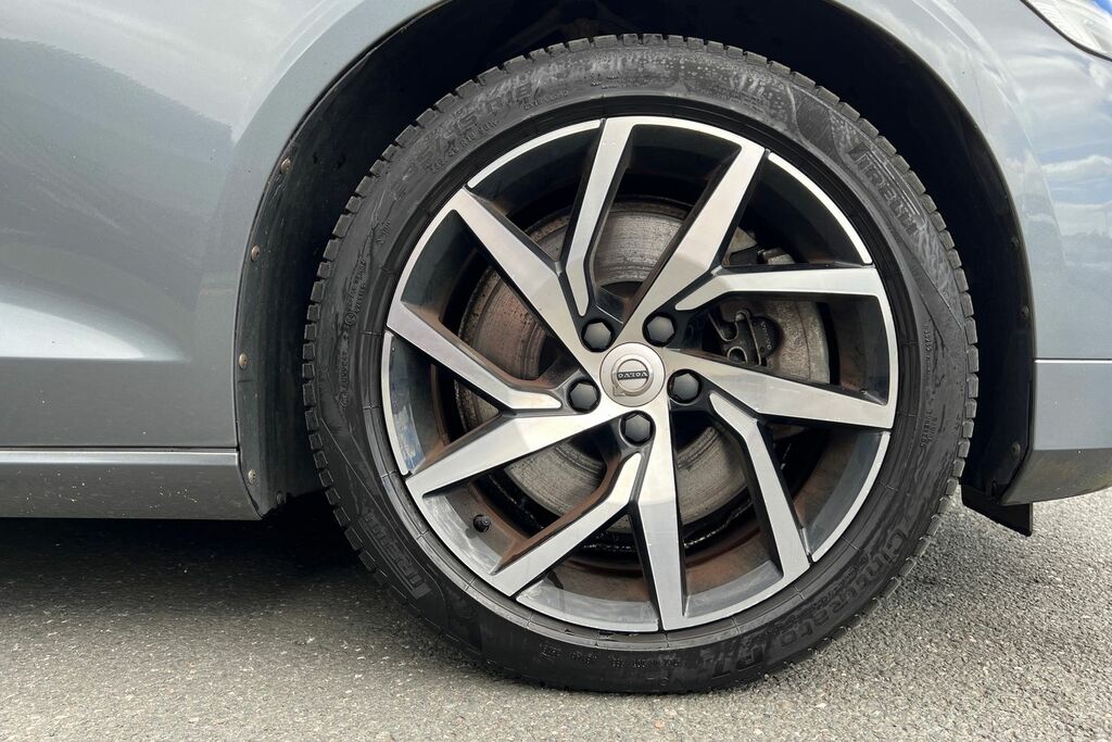 Volvo V60 T5 Momentum Grey #5