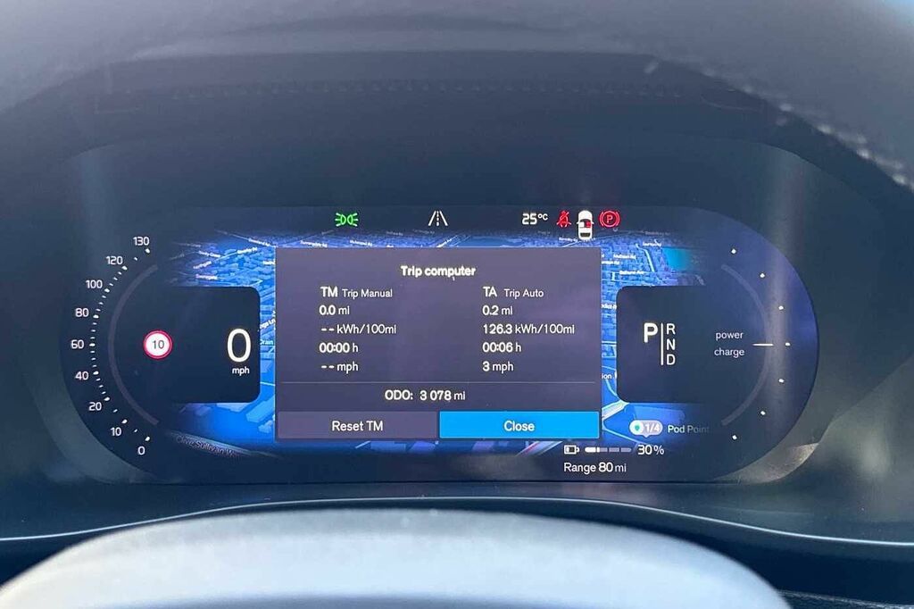 Volvo C40 Recharge Core, Single Motor, Panoramic S Black #14