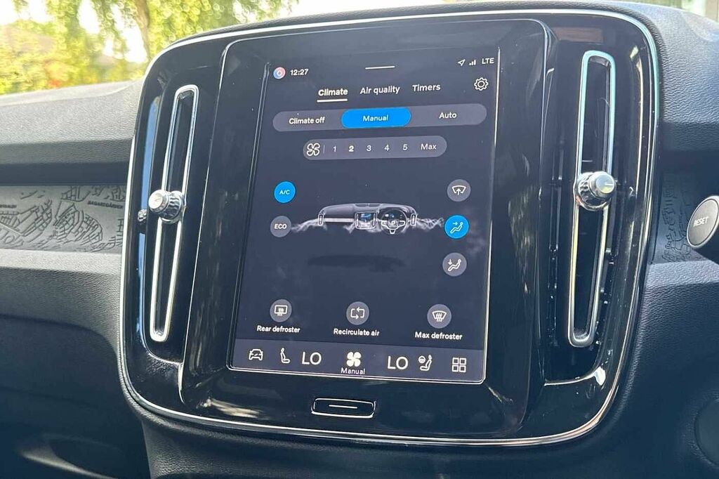 Volvo C40 Recharge Core, Single Motor, Panoramic S Black #48