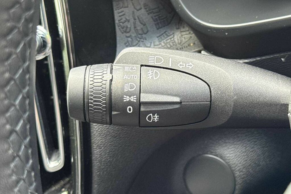 Volvo C40 Recharge Core, Single Motor, Panoramic S Black #63