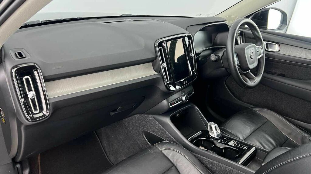 Volvo XC40 Recharge Inscription, T4 Plug-in Hybrid BJ22YDL Black #3