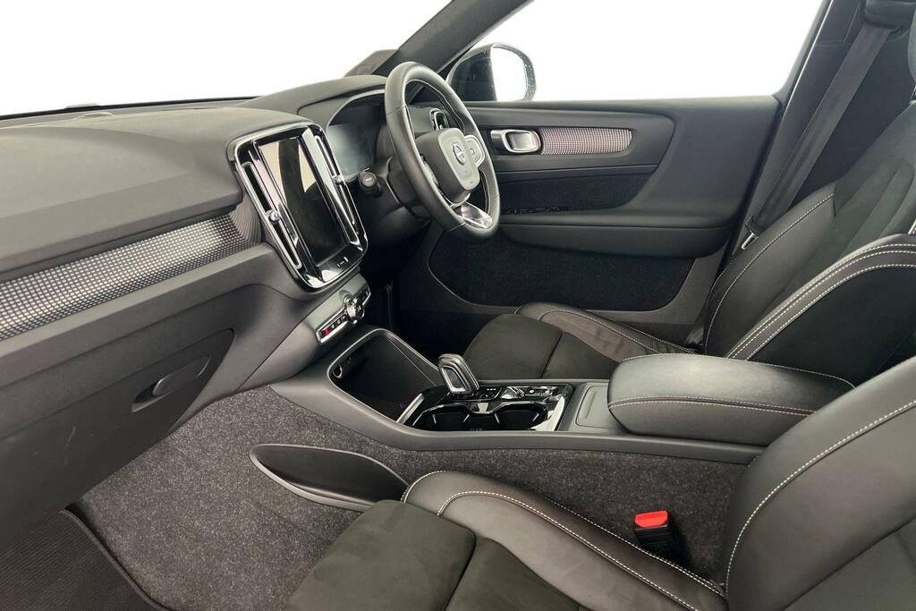 Volvo XC40 1.5 T3 163 R Design Geartronic ND21KNV Black #4