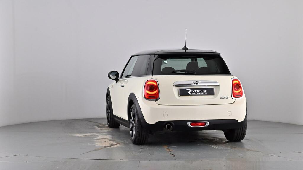 Mini Hatch 1.5 Cooper Silver #62
