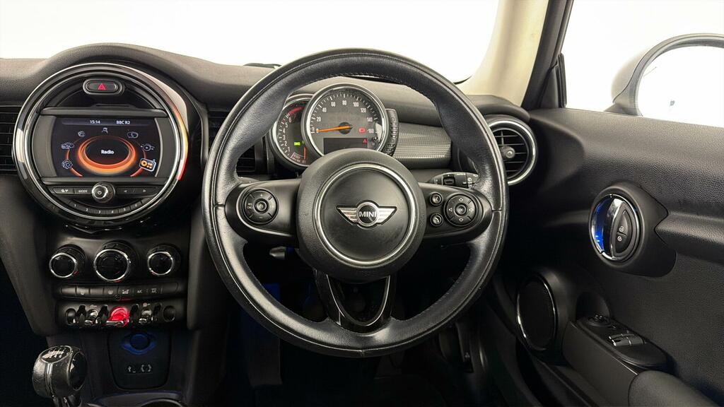Mini Hatch 1.5 Cooper Silver #10