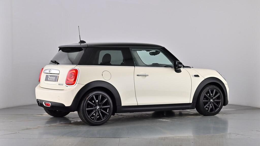 Mini Hatch 1.5 Cooper Silver #69