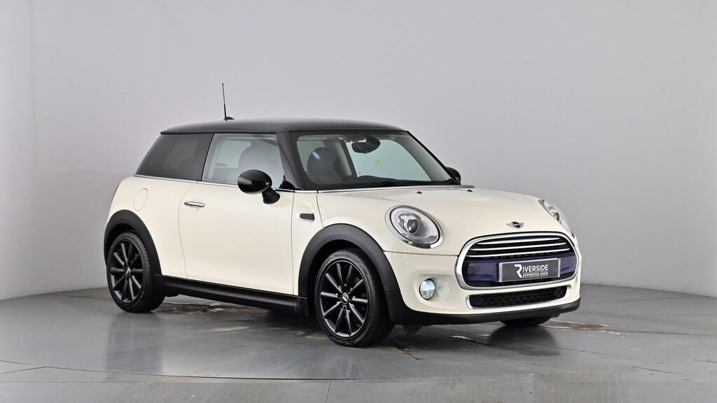 Mini Hatch 1.5 Cooper Silver #41
