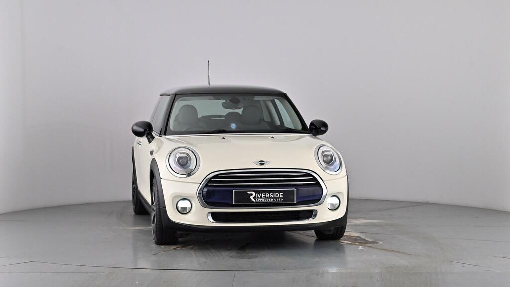 Mini Hatch 1.5 Cooper Silver #44