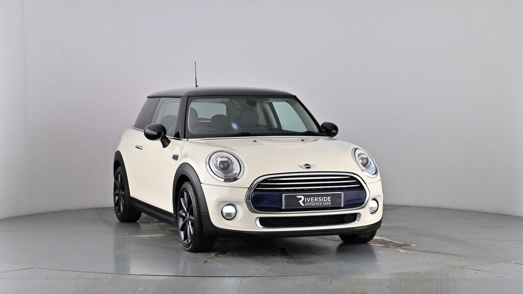 Mini Hatch 1.5 Cooper Silver #43