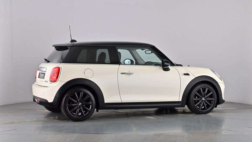 Mini Hatch 1.5 Cooper Silver #70