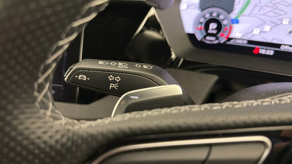 Audi A3 40 Tfsi E S Line S Tronic  #34