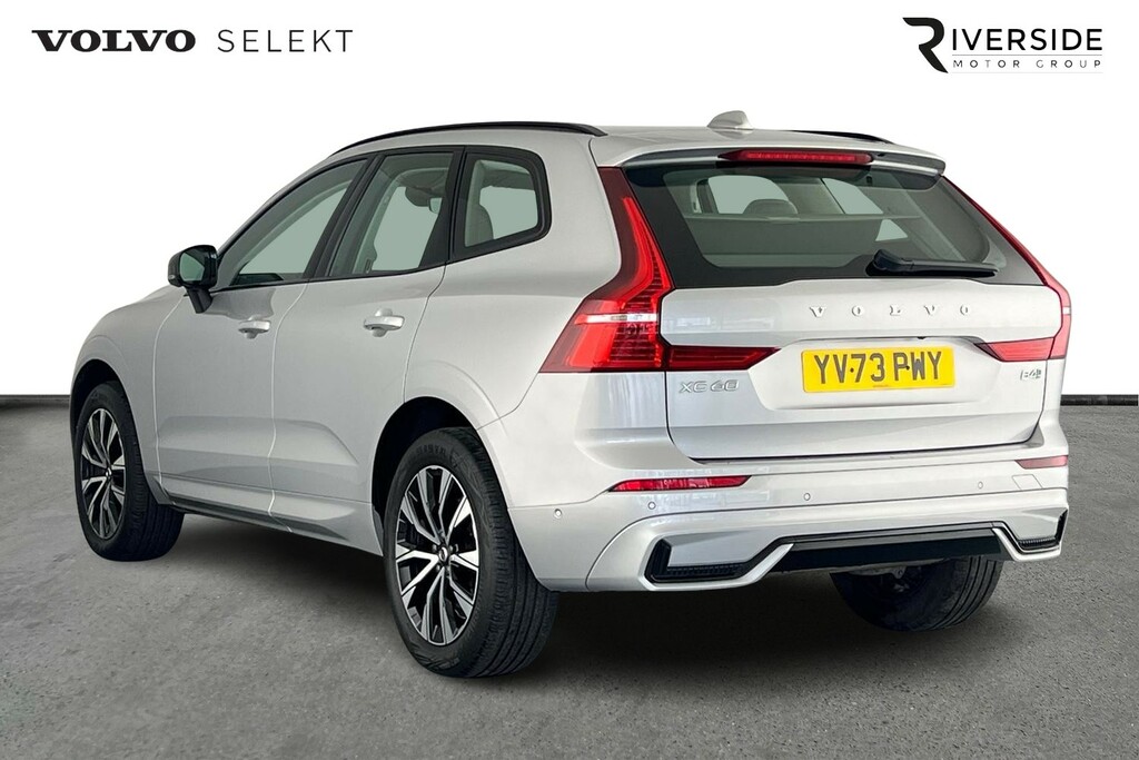 Volvo XC60 2.0 B4d Plus Dark Awd Geartronic Silver #3