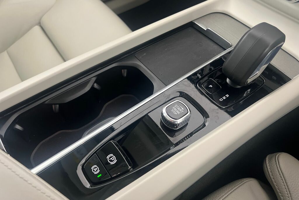 Volvo XC60 T8 Recharge Ultimate Dark Blue #13
