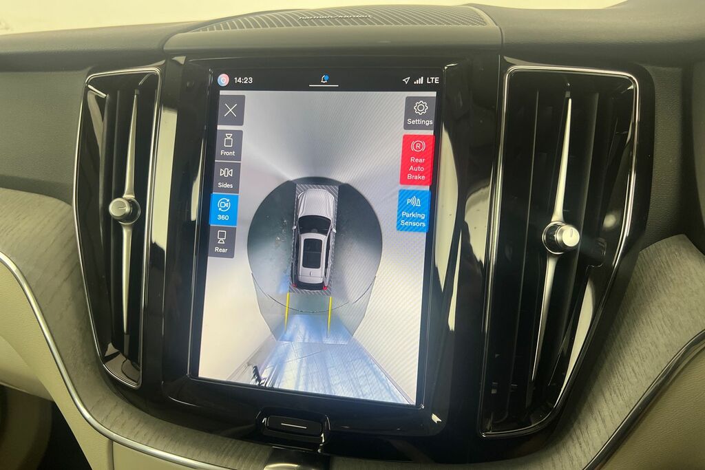 Volvo XC60 T8 Recharge Ultimate Dark Blue #16