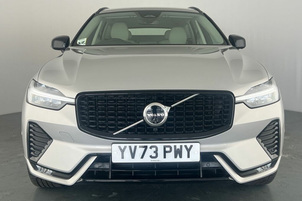 Volvo XC60 T8 Recharge Ultimate Dark Blue #40
