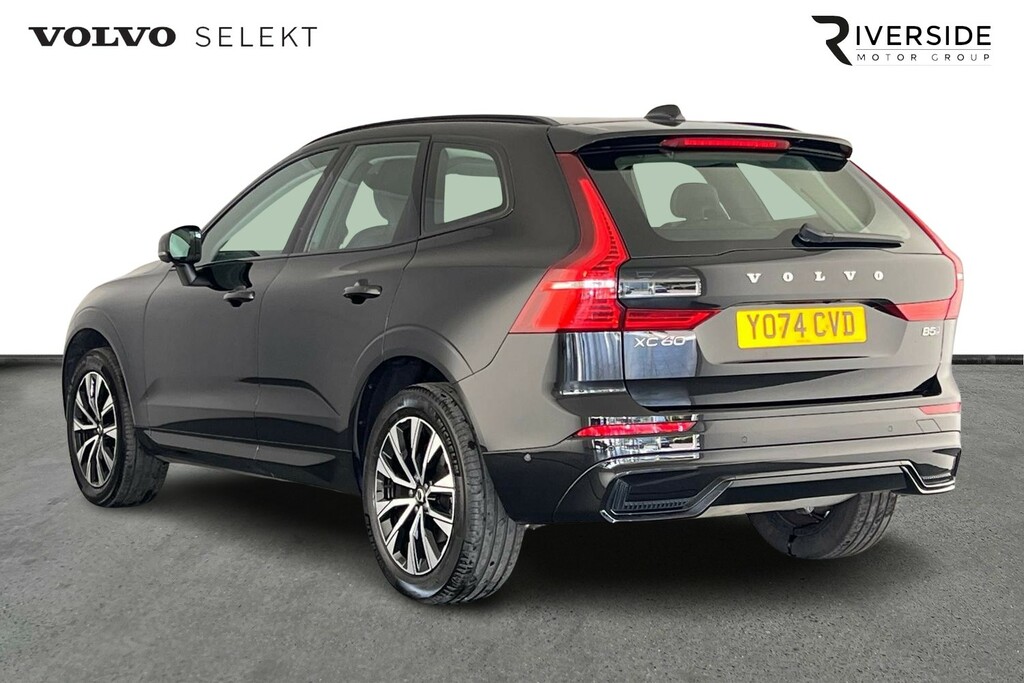 Volvo XC60 2.0 B5p Plus Dark Awd Geartronic YO74CVD Black #5