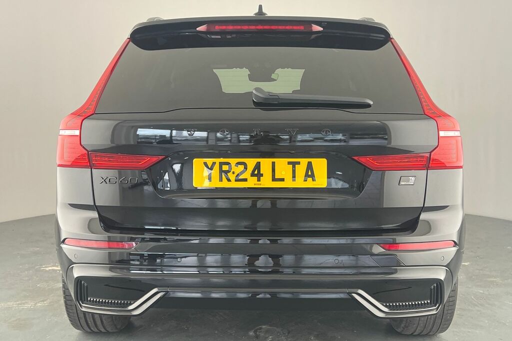 Volvo XC60 2.0 T6 350 Rc Phev Plus Dark Awd Geartronic Black #39