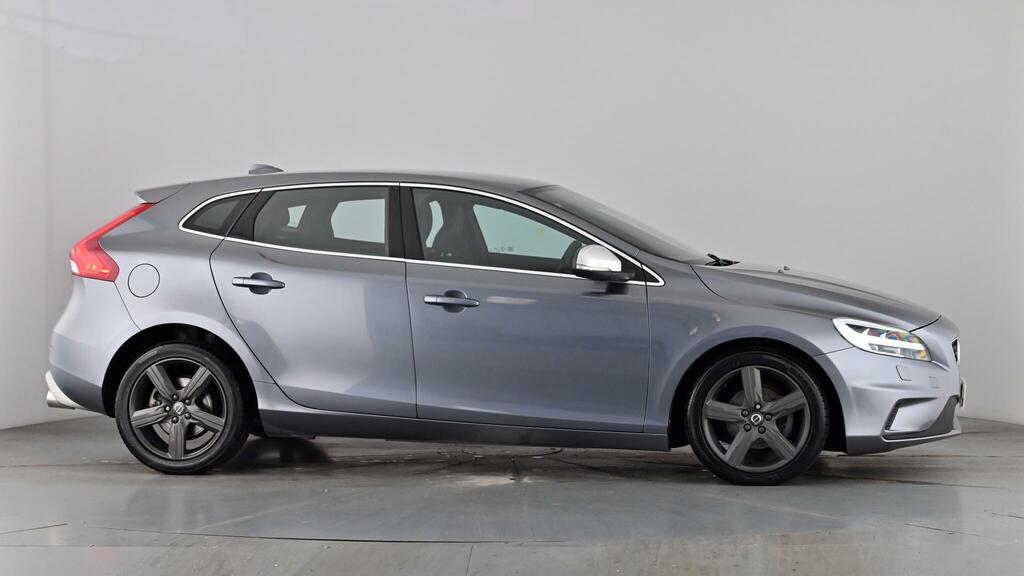 Volvo V40 2.0 T2 R-design Hatchback Euro 6 Red #71