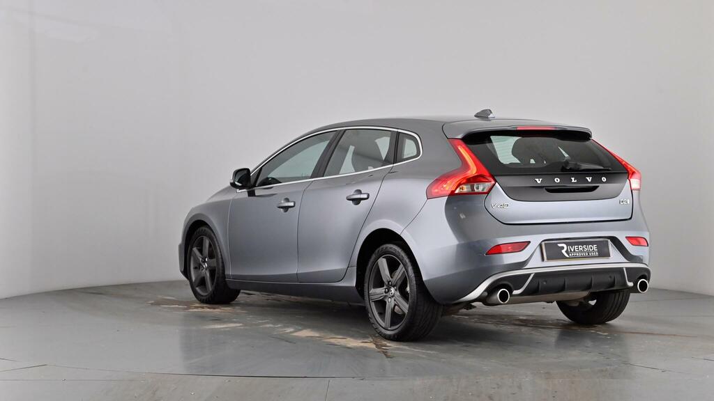 Volvo V40 2.0 T2 R-design Hatchback Euro 6 Red #58