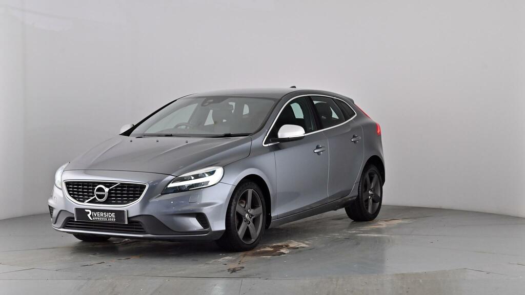 Volvo V40 2.0 T2 R-design Hatchback Euro 6 Red #46