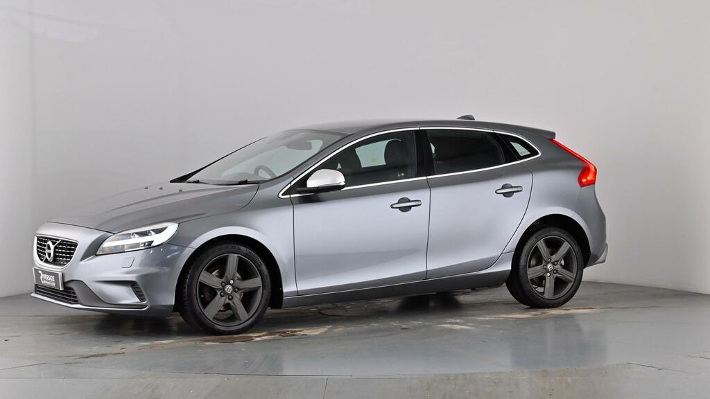 Volvo V40 2.0 T2 R-design Hatchback Euro 6 Red #49