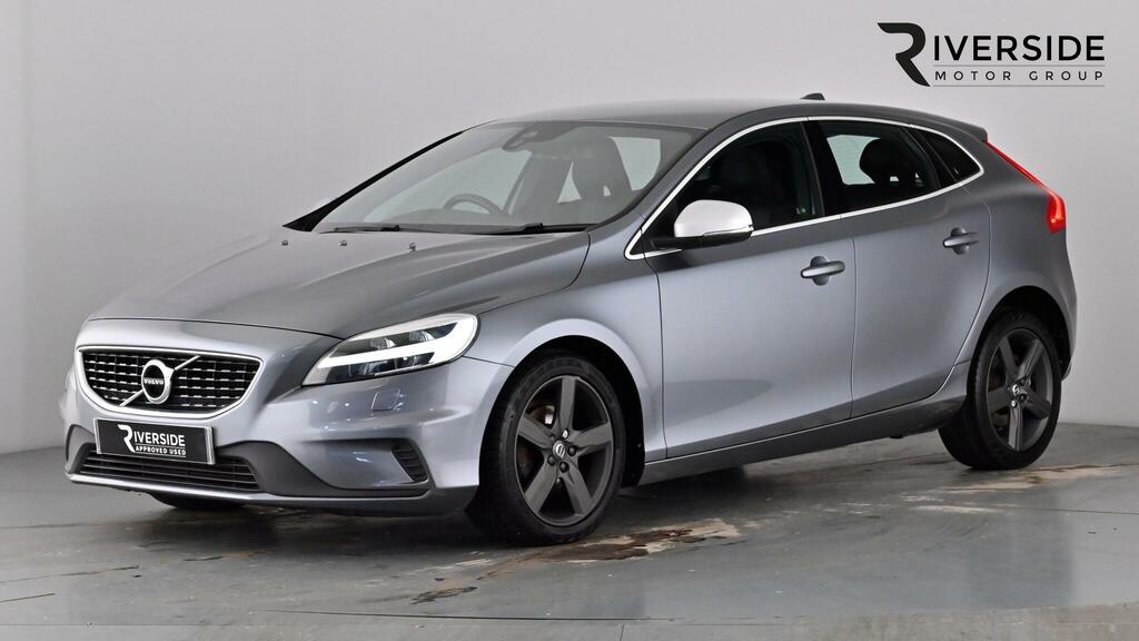 Volvo V40 2.0 T2 R-design Hatchback Euro 6 Red #6