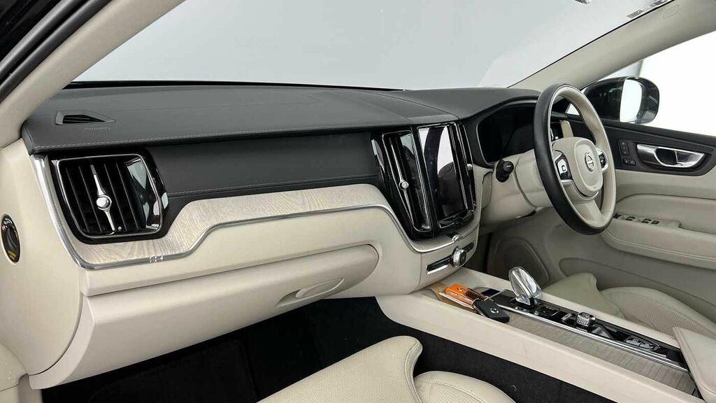 Volvo XC60 Inscription, B4 Awd Mild Hybrid Black #3