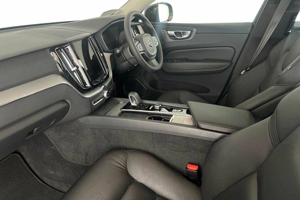 Volvo XC60 2.0 B5p Core Awd Geartronic YP72OOA Grey #3