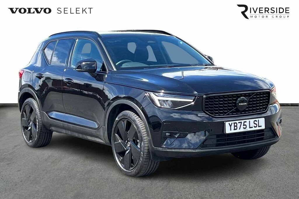 Volvo XC40 Black Edition Plus, B3 Mild Hybrid, YB75LSL Black #2