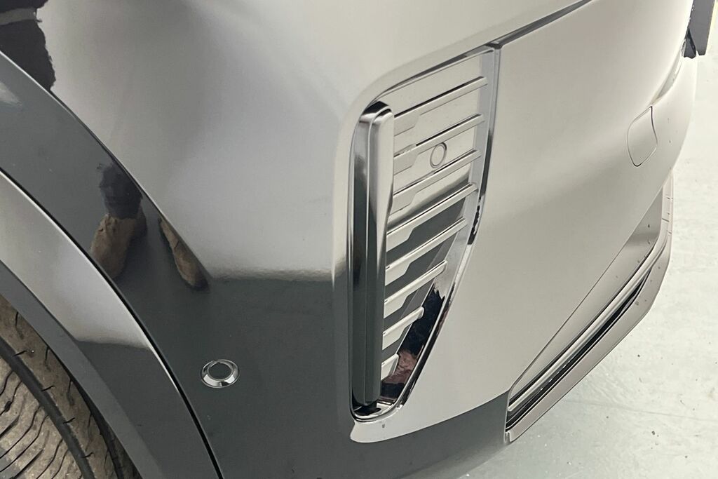 Volvo XC90 Plus Black #47