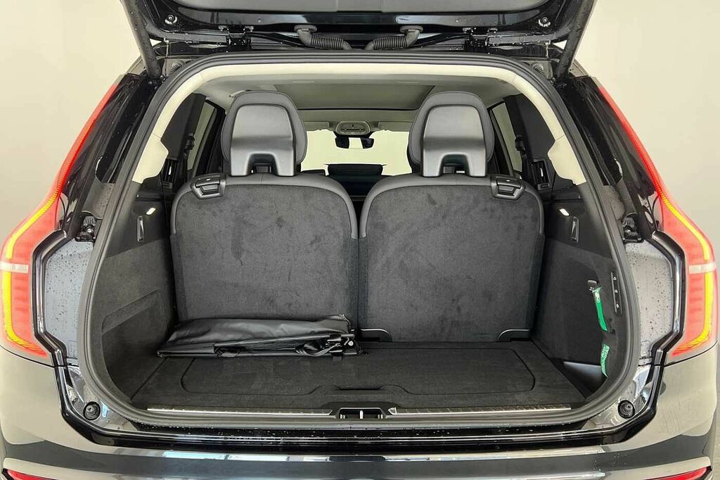 Volvo XC90 Plus Black #15