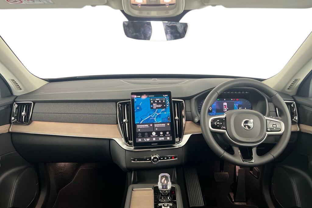Volvo XC90 Plus Black #12