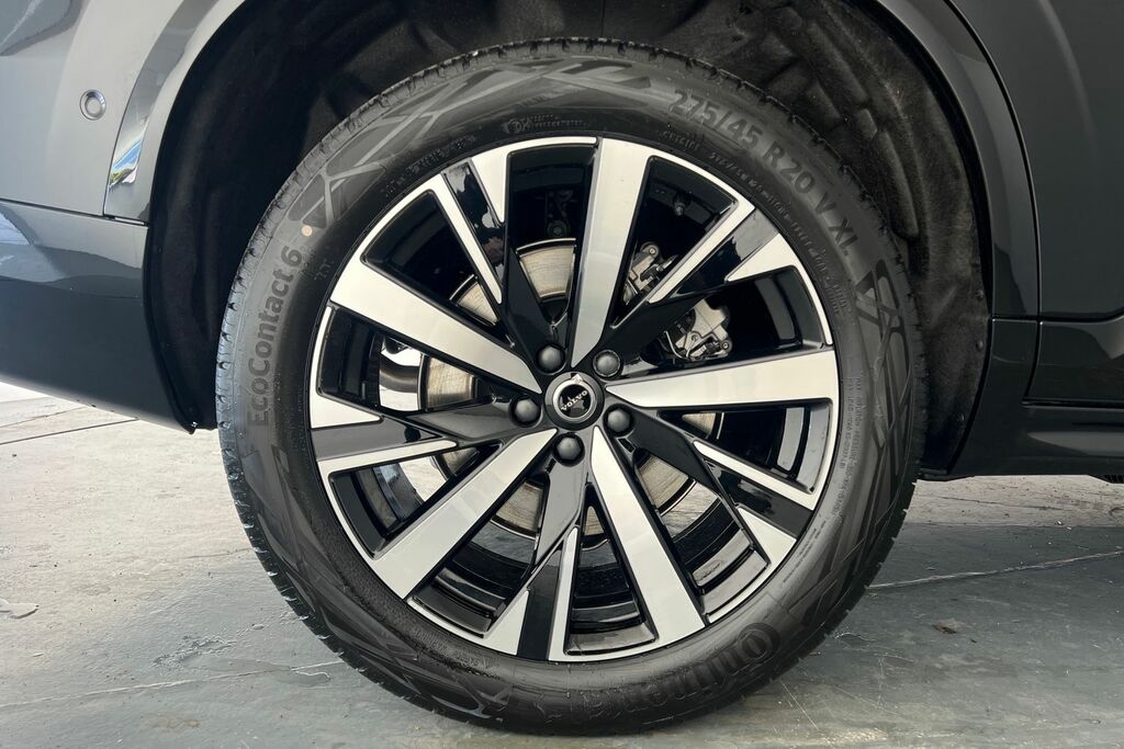 Volvo XC90 Plus Black #49