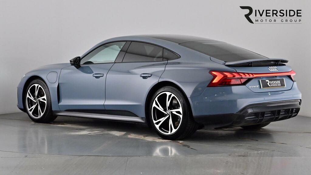 Audi E Tron GT 93.4Kwh Quattro Grey #4