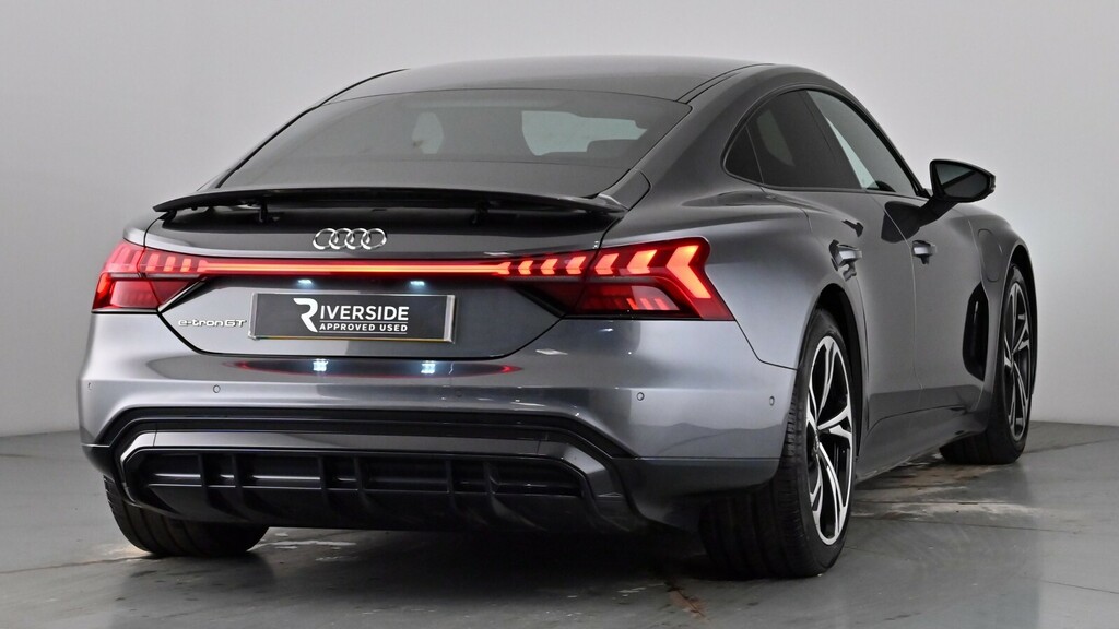 Audi E Tron GT 93.4Kwh Quattro Grey #2