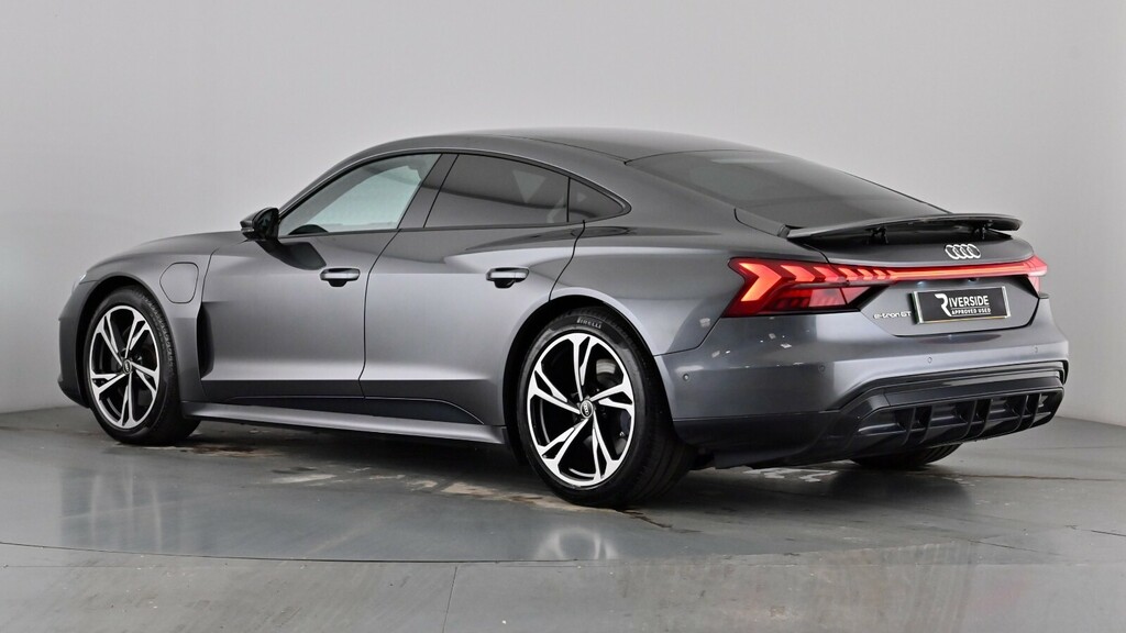 Audi E Tron GT 93.4Kwh Quattro Grey #5