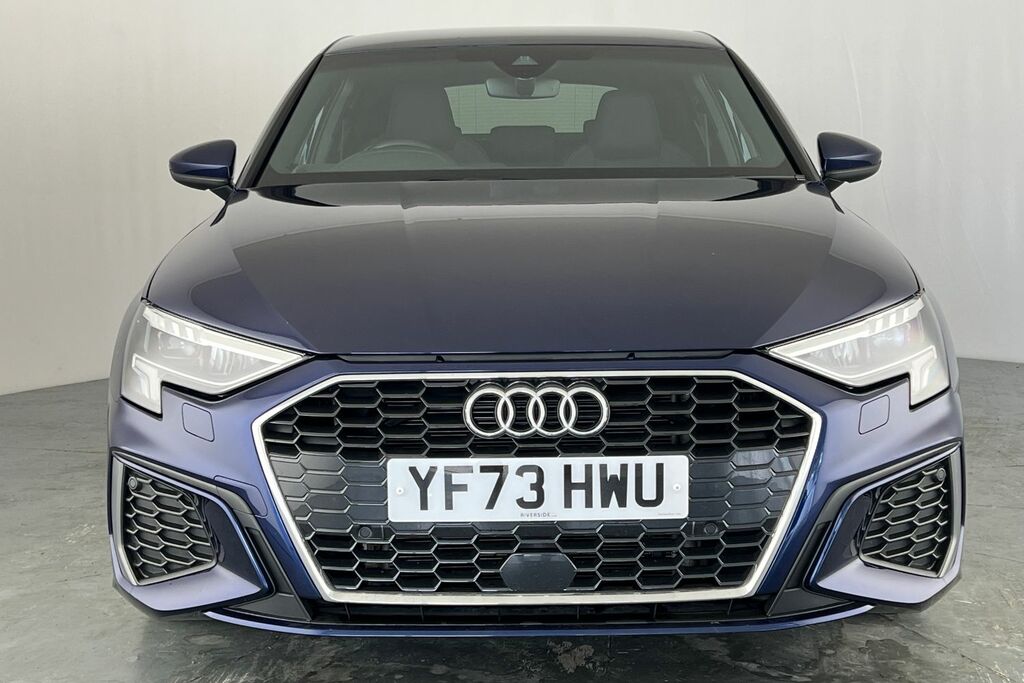 Audi A3 Sport 30 Tfsi 110 Ps 6-Speed Silver #40