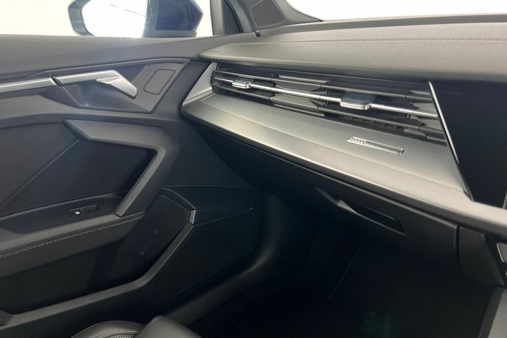 Audi A3 Sport 30 Tfsi 110 Ps 6-Speed Silver #32