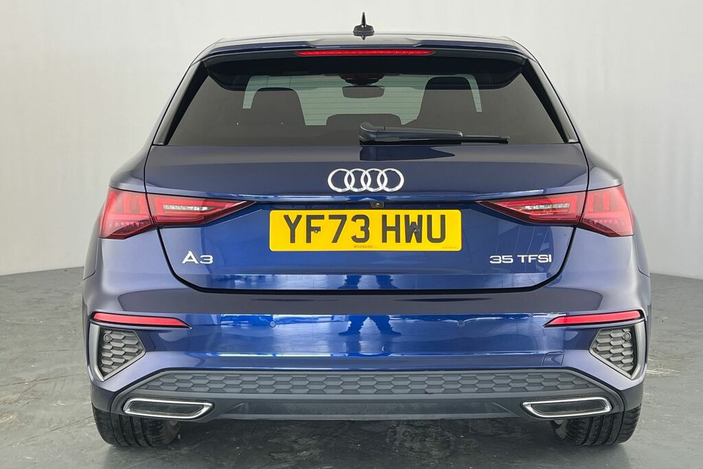 Audi A3 Sport 30 Tfsi 110 Ps 6-Speed Silver #39