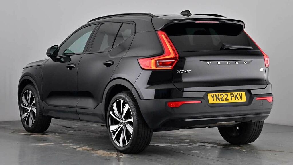Volvo XC40 R-design Pro Recharge T5 Plug-in Hybrid YN22PKV Black #2