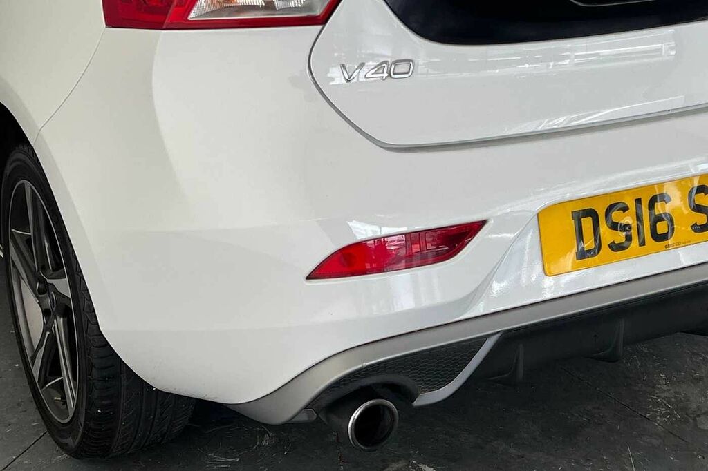 Volvo V40 Es Silver #42