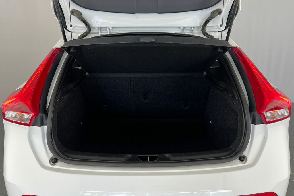 Volvo V40 Es Silver #16
