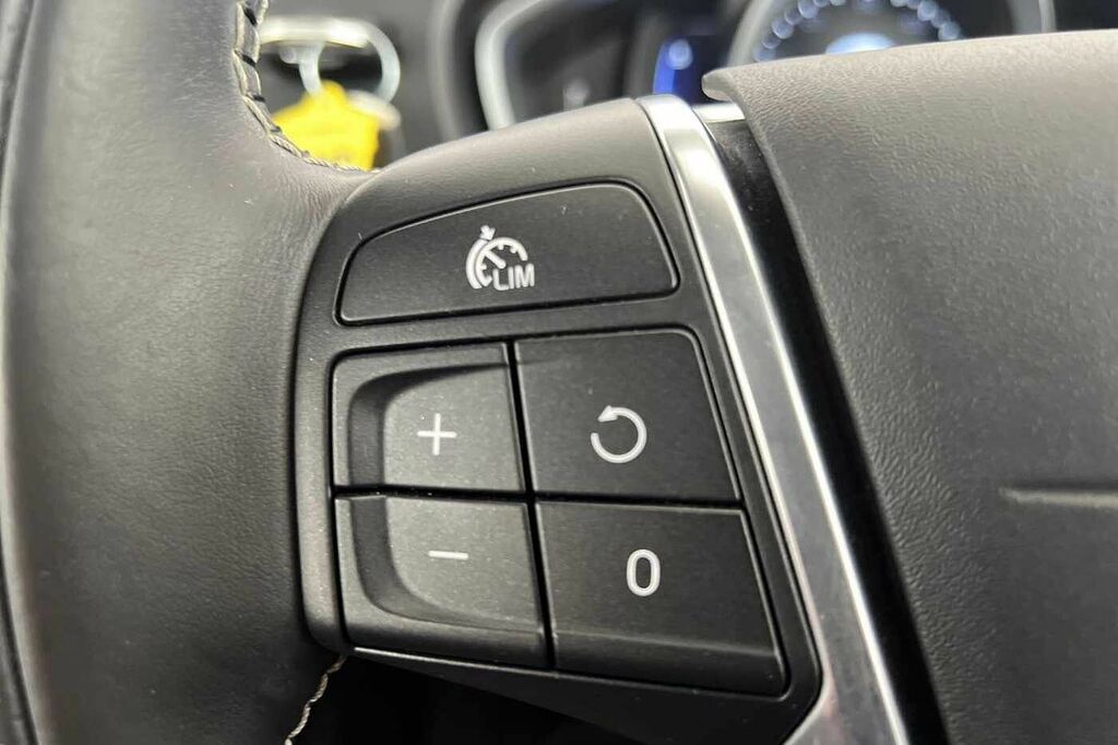 Volvo V40 Es Silver #22