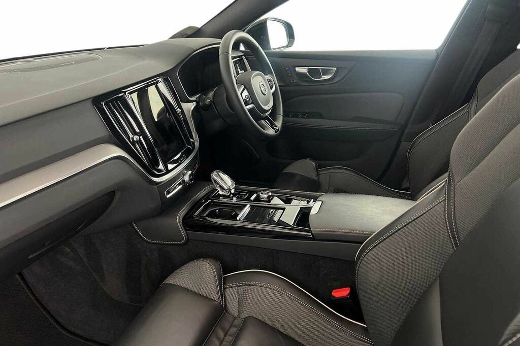 Volvo S60 Recharge Ultimate, T8 Awd Plug-in Hybrid, Black #4