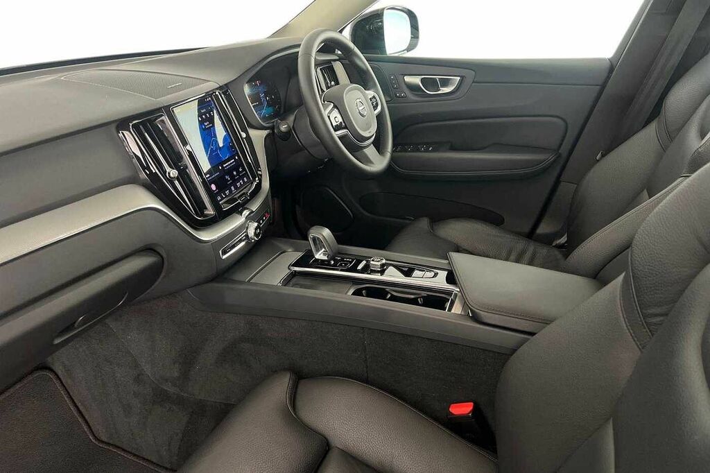 Volvo XC60 Plus, B4 Awd Mild Hybrid, Dark Black #2