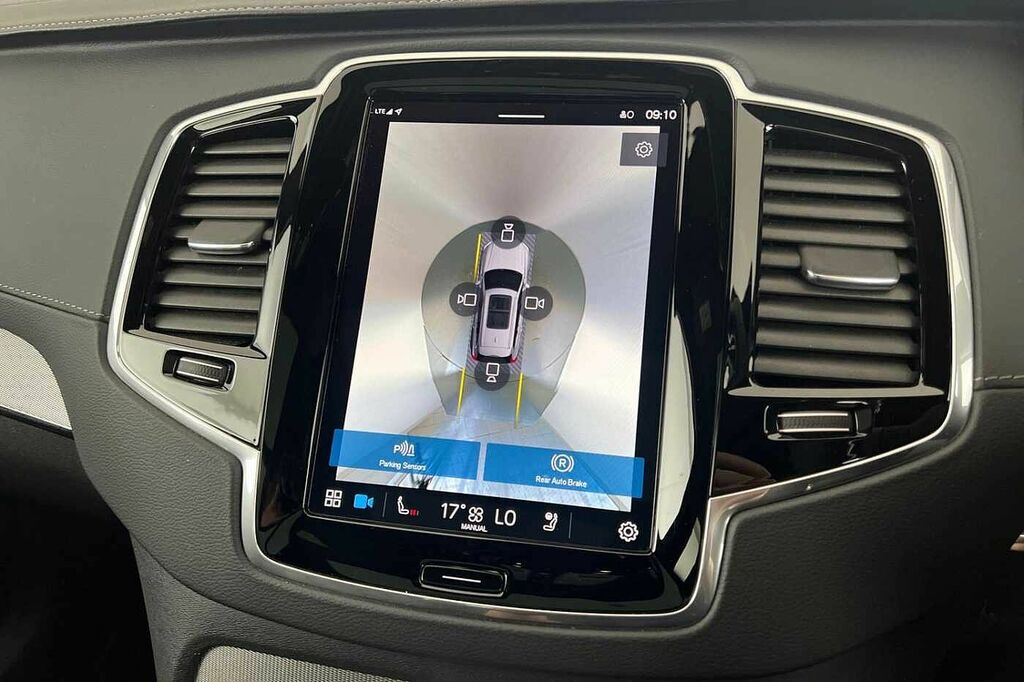 Volvo XC90 Plus Black #16