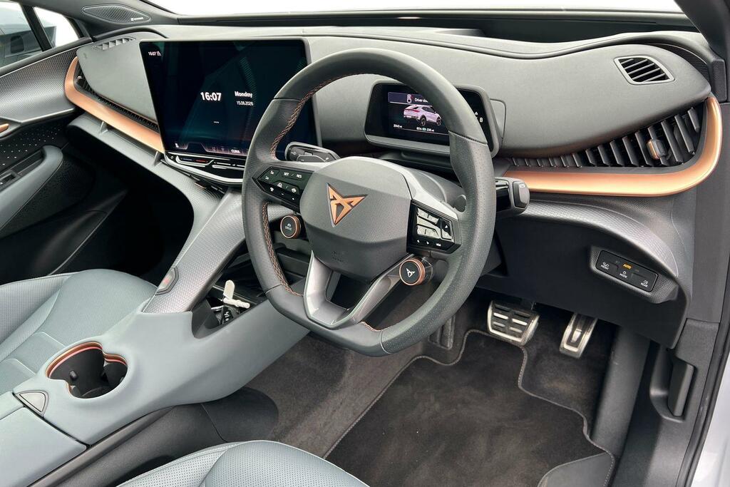 Cupra Tavascan 250Kw Vz2 77Kwh Awd White #6